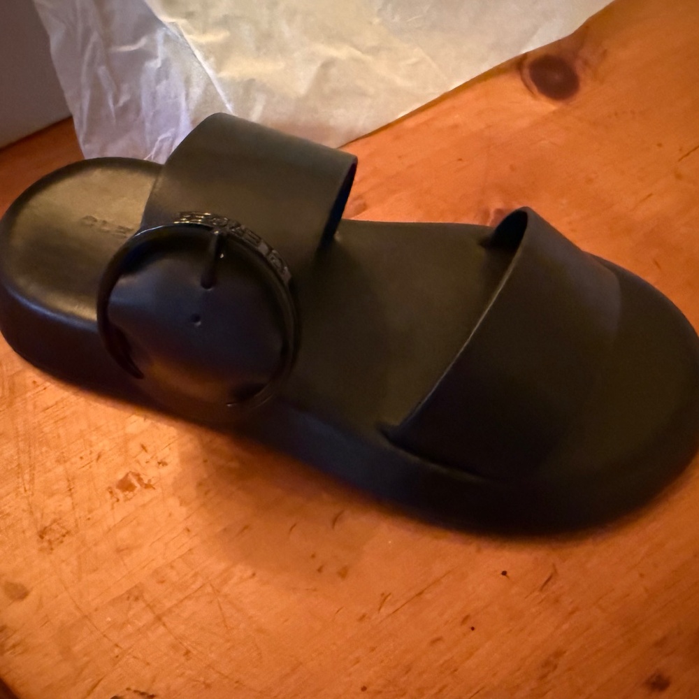 Brand New Clergerie Cloud Sandals Sz 36